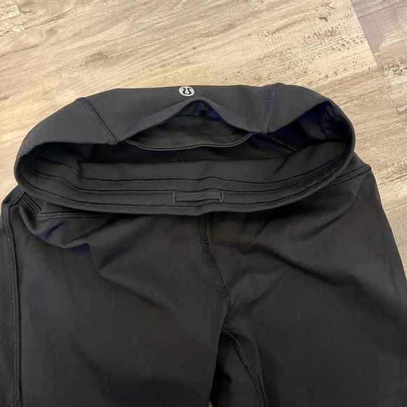Lululemon Athletica Black Cropped Mesh Panel Leggings - Picture 5 of 5